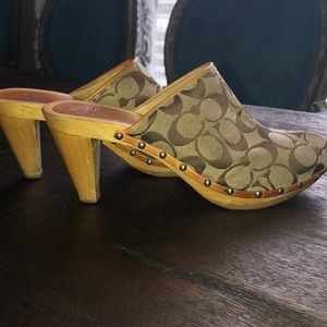 Coach felicity clogs